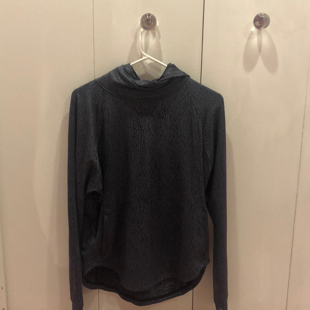 lulu lemon size 6 hoodie
